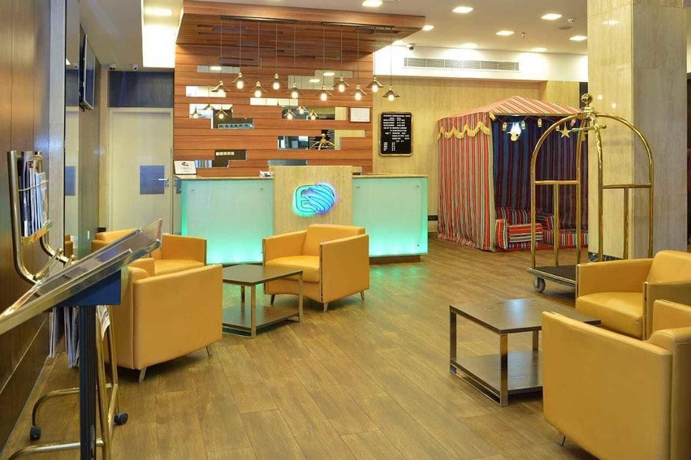 Everest International Hotel Dubai Ngoại thất bức ảnh